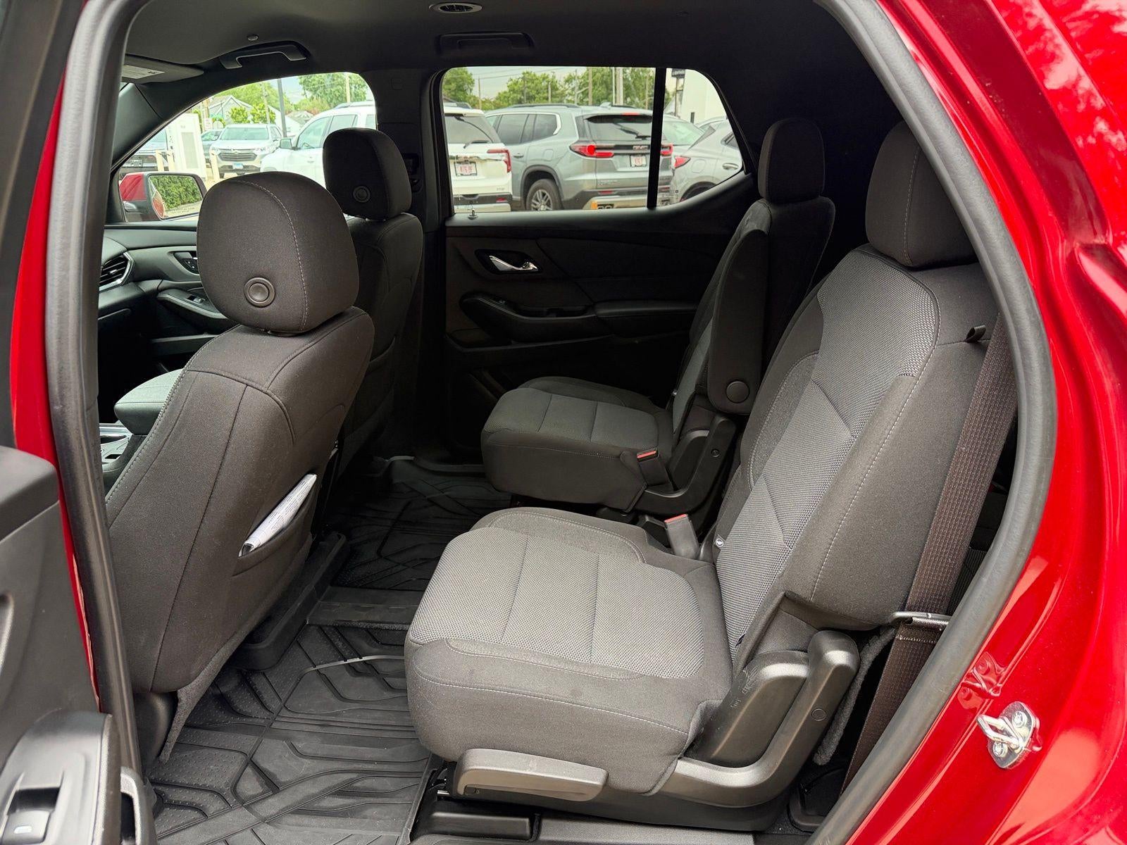 2023 Chevrolet Traverse — detail view