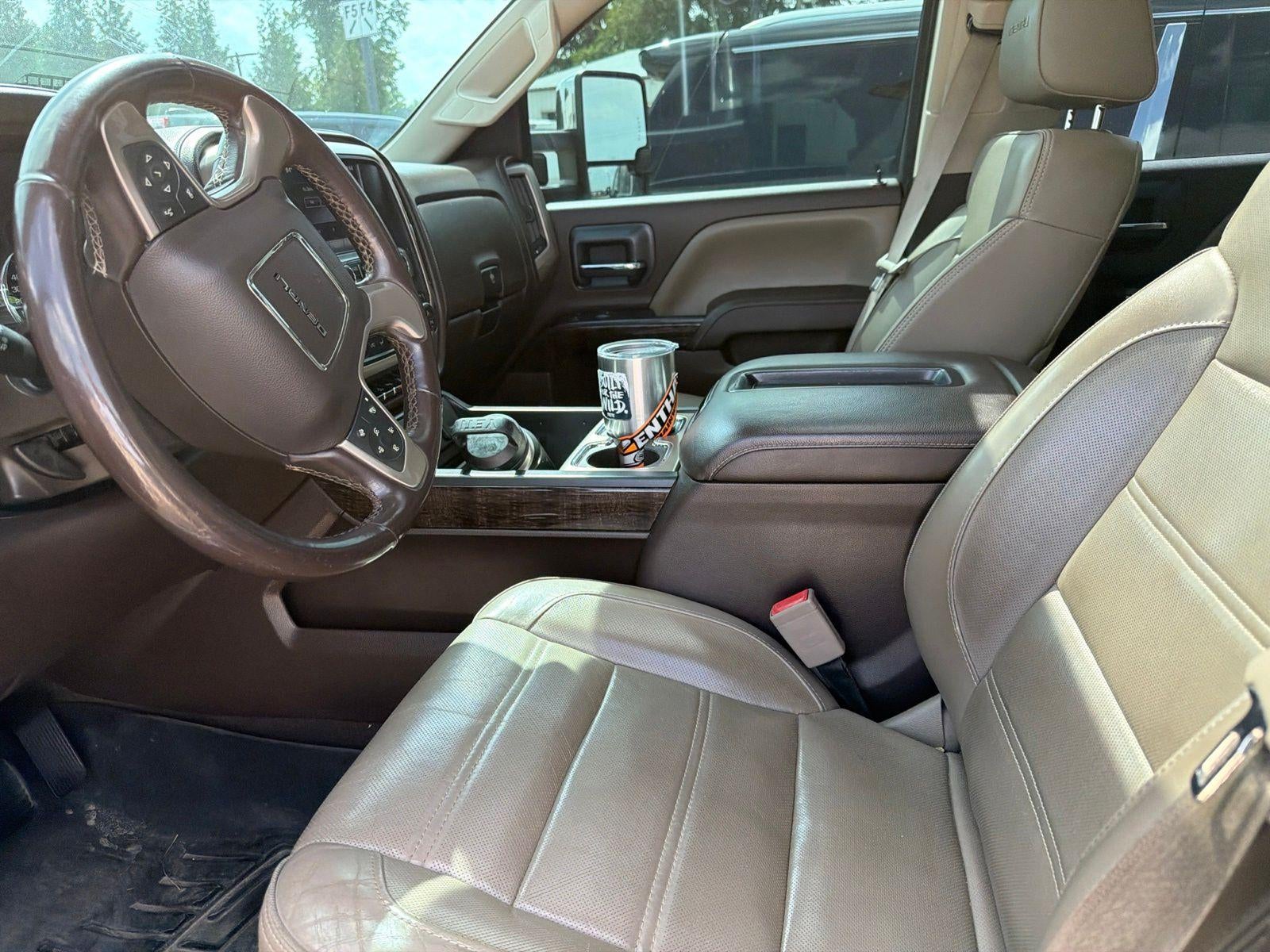 2015 GMC Sierra 2500 HD — detail view